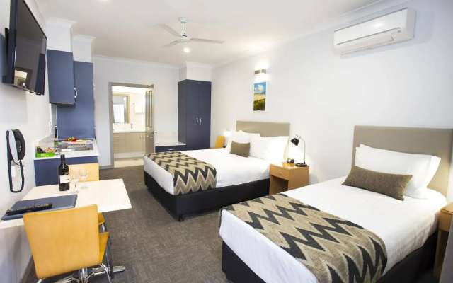 Altitude Motel