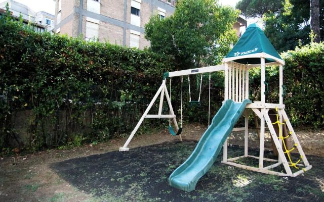Massimi City Garden Hotel