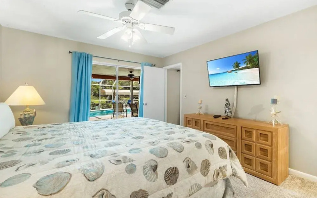 River Oasis by Distinctive Beach Rentals