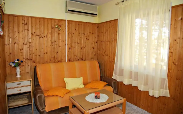 Apartments Nikola-200m from beach