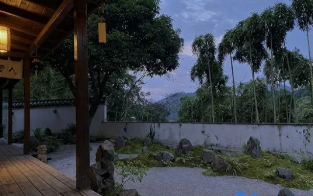 Miaozhuting Zen-Themed Tea Lodge Space Homestay