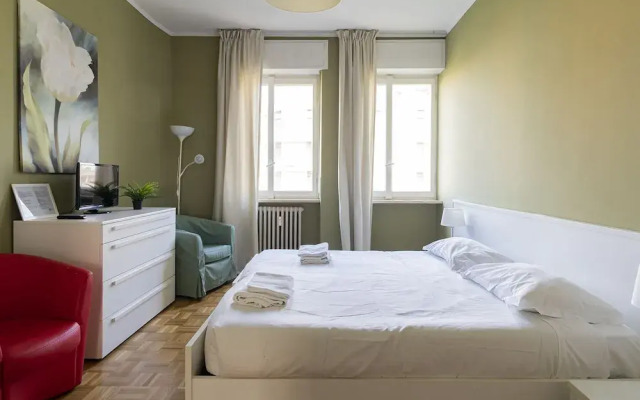 JOIVY Trendy Flat W/Balcony