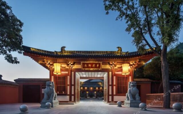 Xi’an Hua Qing Palace Hotel & Spa вид на фасад