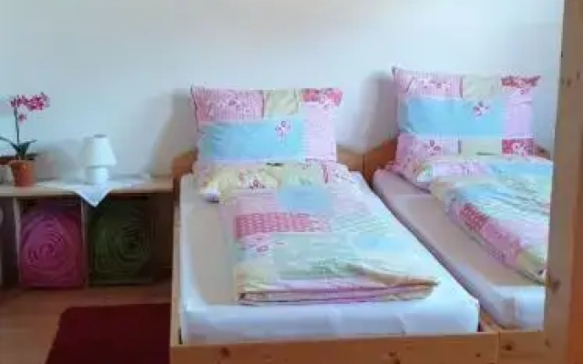 Ferienwohnung Weingut Leis