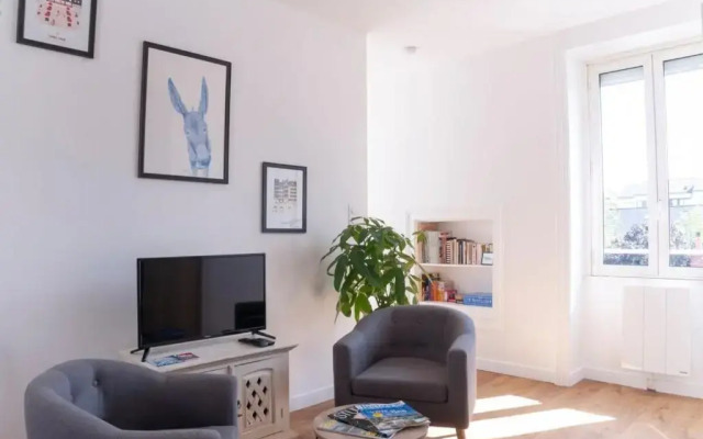 Le Saint-Etienne Studio Moderne Et Lumineux