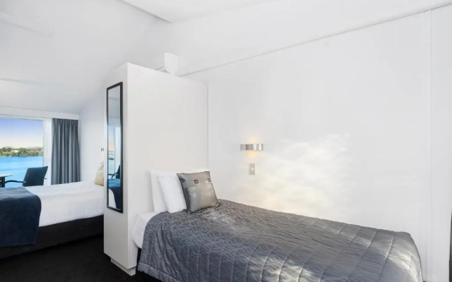 The Tauranga on the Waterfront Luxury Accommodation