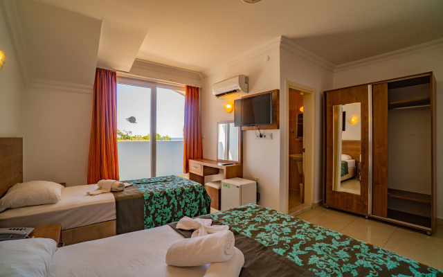 Prenses Sealine Beach Hotel