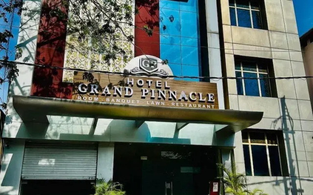 Grand Pinnacle Lucknow