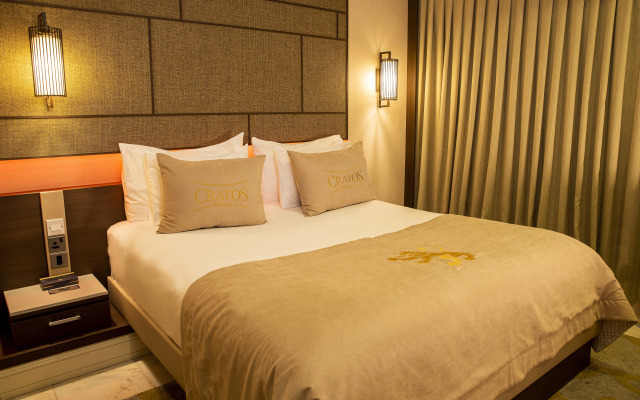 Cratos Premium Hotel Casino & SPA