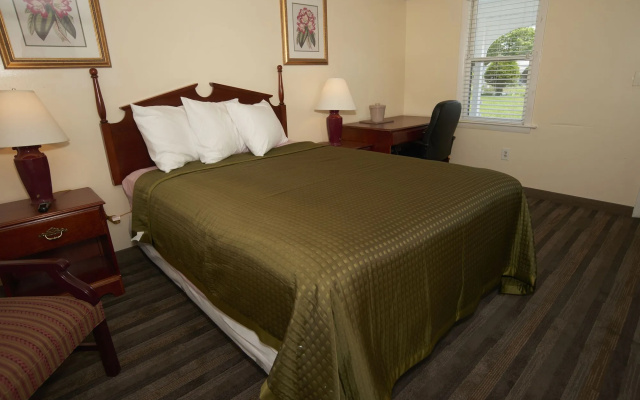Knights Inn Centerville MA