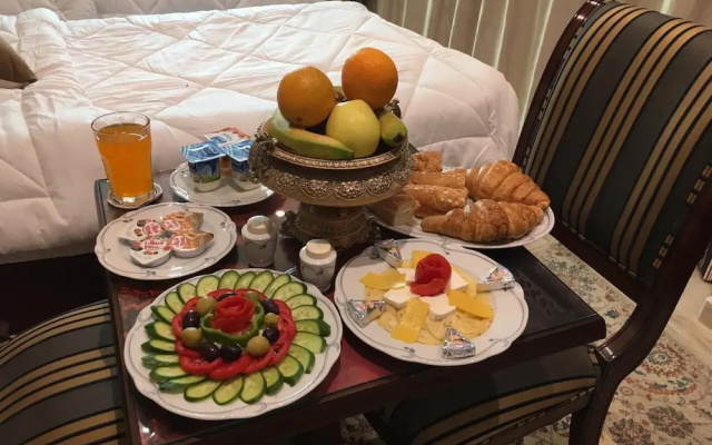 King Khoufo Hotel