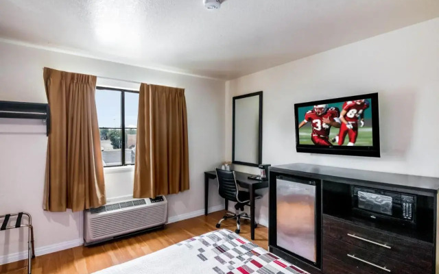 Super 8 Palmdale