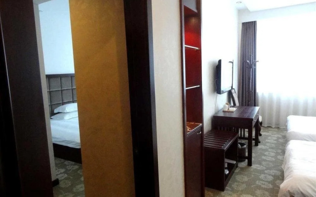 Shanghai Kangqiao Grand Hotel