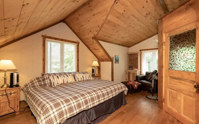 Aisling Lakehouse