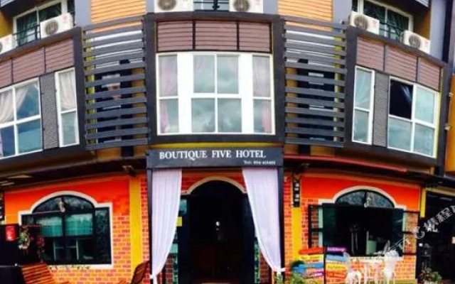 Boutique 5 Hotel