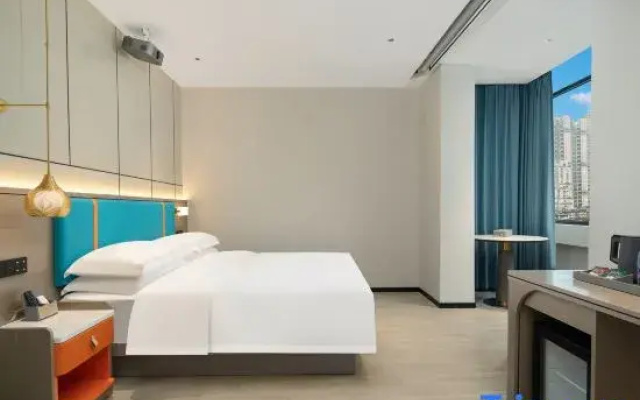 Hualv Mercure, Wuyangcun Metro Station, Zhujiang New Town, Guangzhou