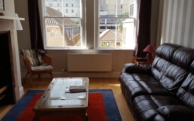 Bath Holiday Suites