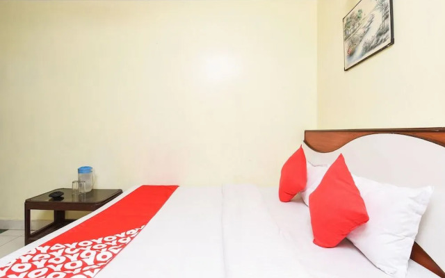 OYO 15835 Hotel City Palace