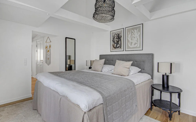 Regent 8- Great Apt With Terrace in City Centre