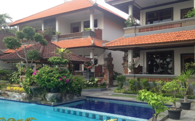 Dewa Bharata Bungalows Candidasa