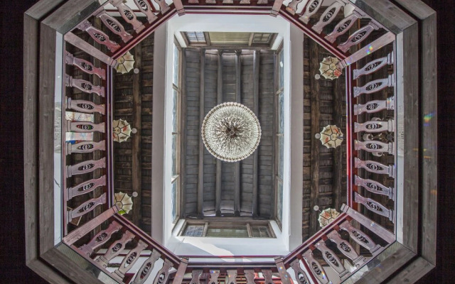 Dongmen Inn
