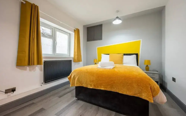 Stunning One Bedroom Apartments