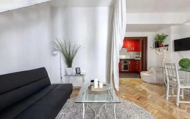 Iakai Homes Pintora
