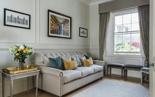 Ovington Gardens by Onefinestay