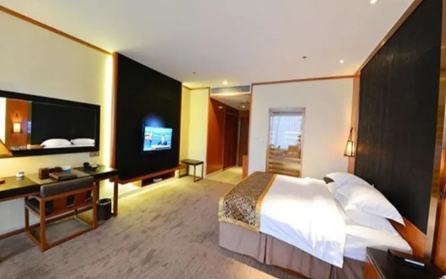Nanjing Ziqinghu Hotspring Hotel