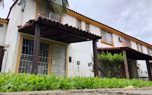 Отель Casa habitación en Acapulco Diamante вид на фасад