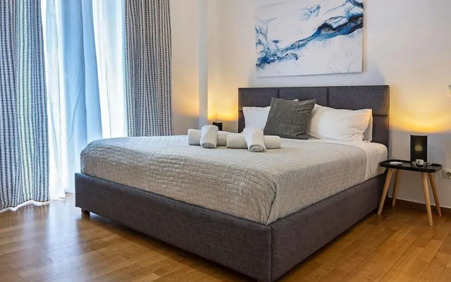 Zan Moreas Beautiful Apt in Koukaki