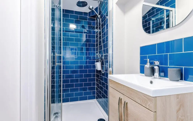 NEW Pristine Studio in the City-centre Sleeps 2