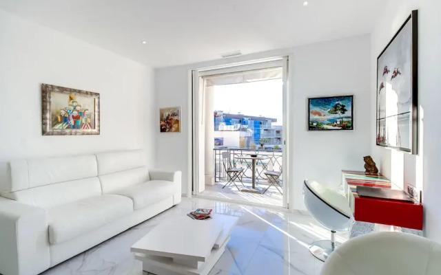 Miramar Apartment 0