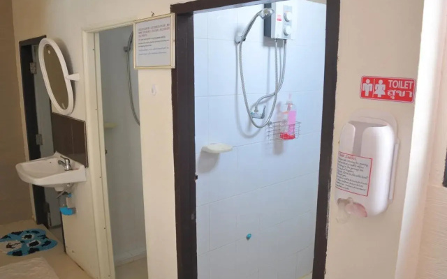 SS Backpackers Hotel