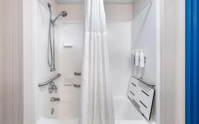 Spark by Hilton Lockport