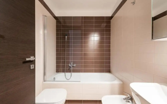 Ottavia Residence Apartment Silver 2 Pax