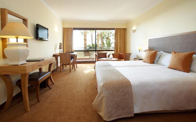 Отель Suite Hotel Eden Mar Португалия, Фуншал - отзывы, цены и фото номеров - забронировать отель Suite Hotel Eden Mar онлайн комната для гостей