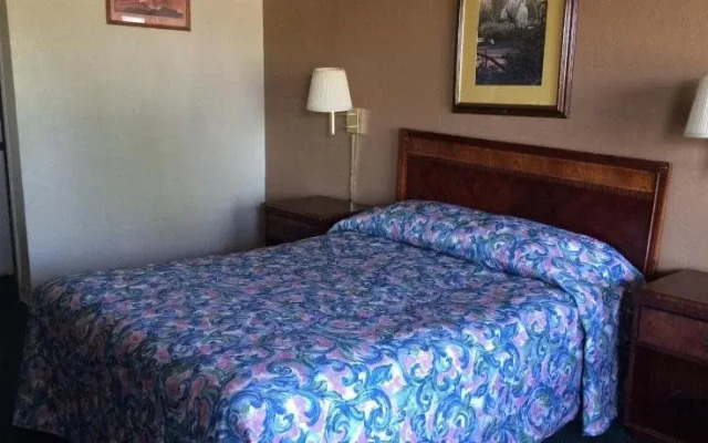Townhouse Motel