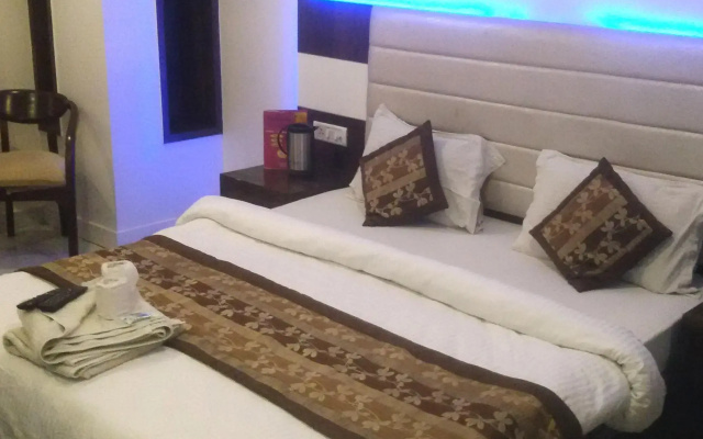 Hotel Saffron Inn