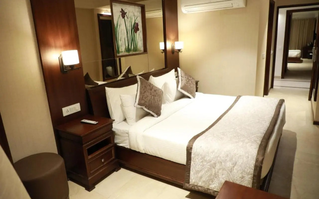 Hotel Golden Tower