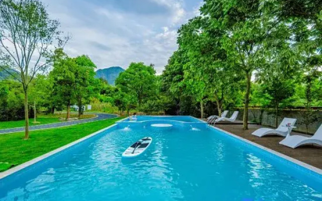 Anji Youzuoliangting Pet-friendly Vacation Apartment