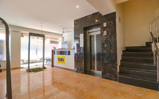 Fabhotel Lime Tree