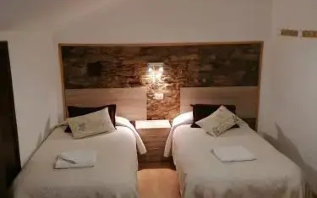 Hostal Forest
