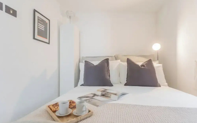 Pretty Studio in Old Town by Rent all Como