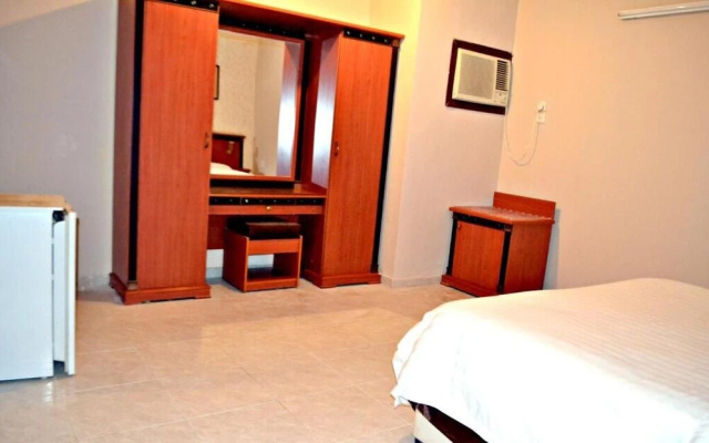 Qasr Al Mosaidya Furnished Units