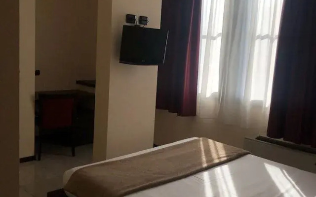 Hotel Alba
