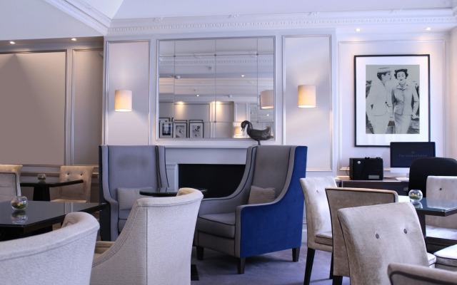 The Waldorf Hilton, London