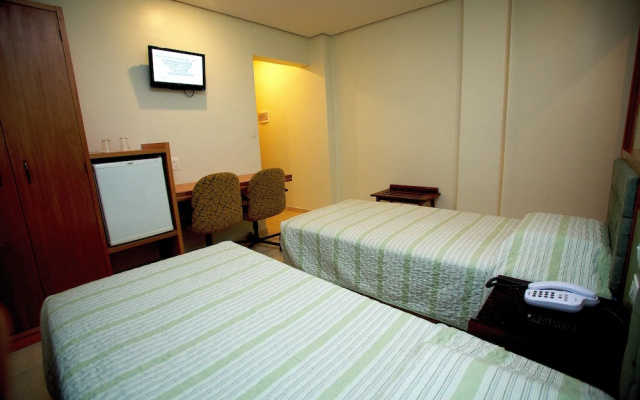 Hotel Cinelândia - Buenas Hoteis - Centro - São Paulo - SP