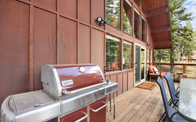Grandview Chalet