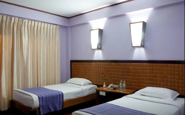 Hotel Zwekabin